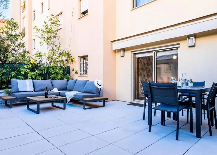 Rare ! Avec Terrasse A 5 Min A Pied Du Palais - Rare ! Avec Terrasse A 5 Min A Pied Du Palais Mae-2433 * Cannes