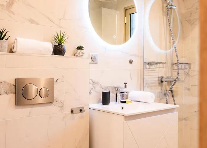 Rare ! Avec Terrasse A 5 Min A Pied Du Palais - Rare ! Avec Terrasse A 5 Min A Pied Du Palais Mae-2433 Apartment *