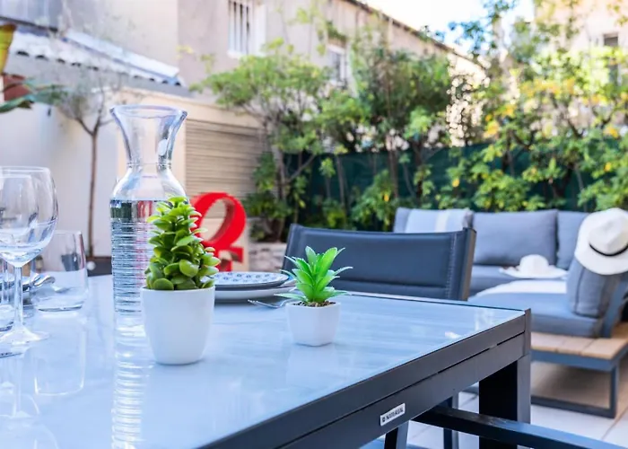 Apartment Rare ! Avec Terrasse A 5 Min A Pied Du Palais - Rare ! Avec Terrasse A 5 Min A Pied Du Palais Mae-2433